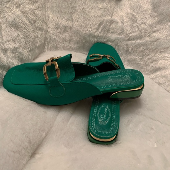 Mules - Picture 5 of 7